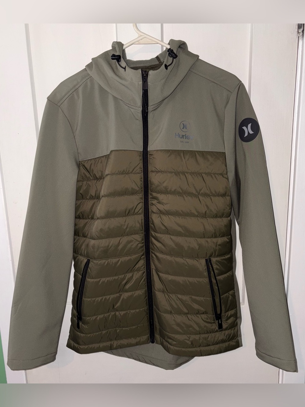 Men’s Hurley Olive Two-Tone Hybrid Puffer Jacket size M NWOT